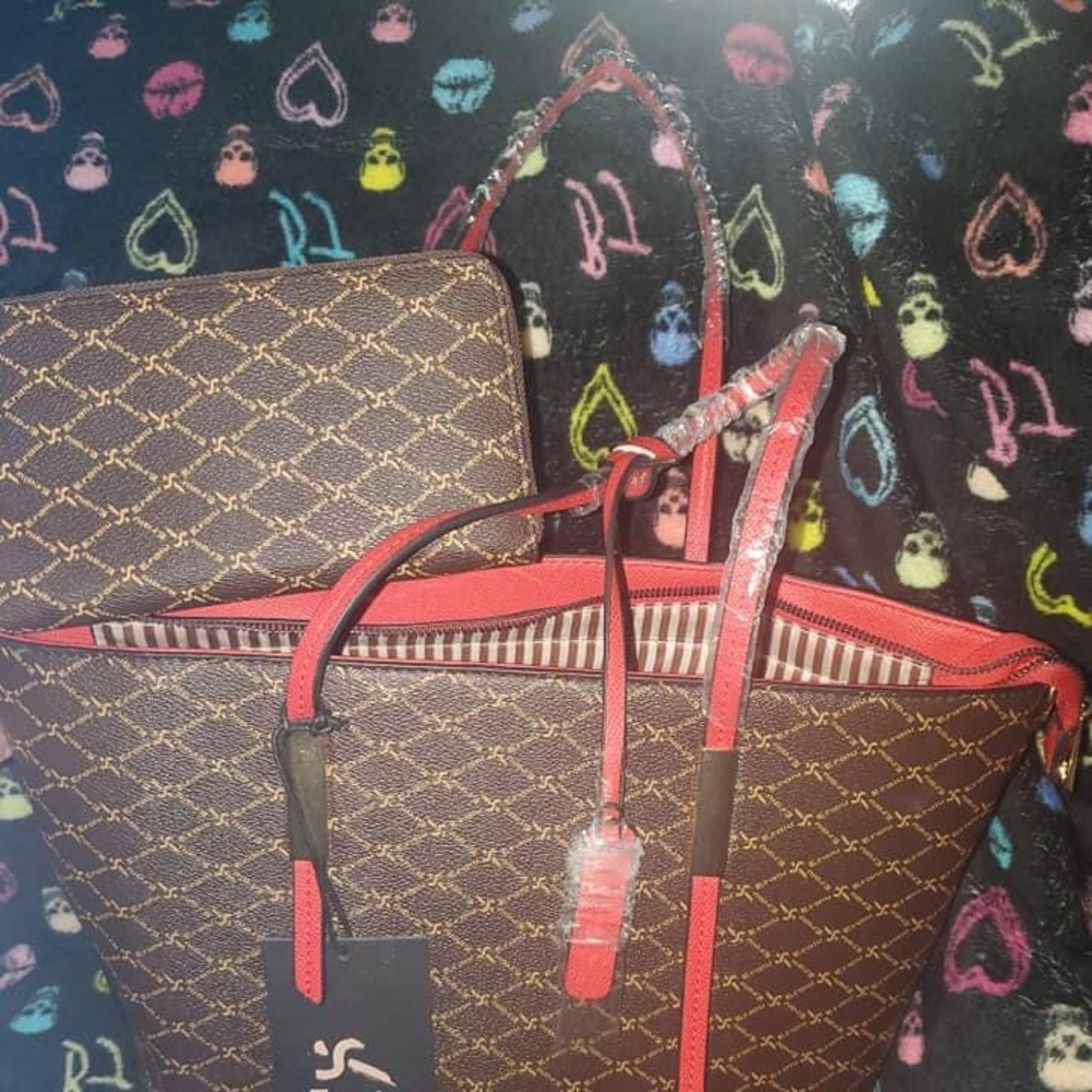 Purse/wallets - Picture 2 of 4